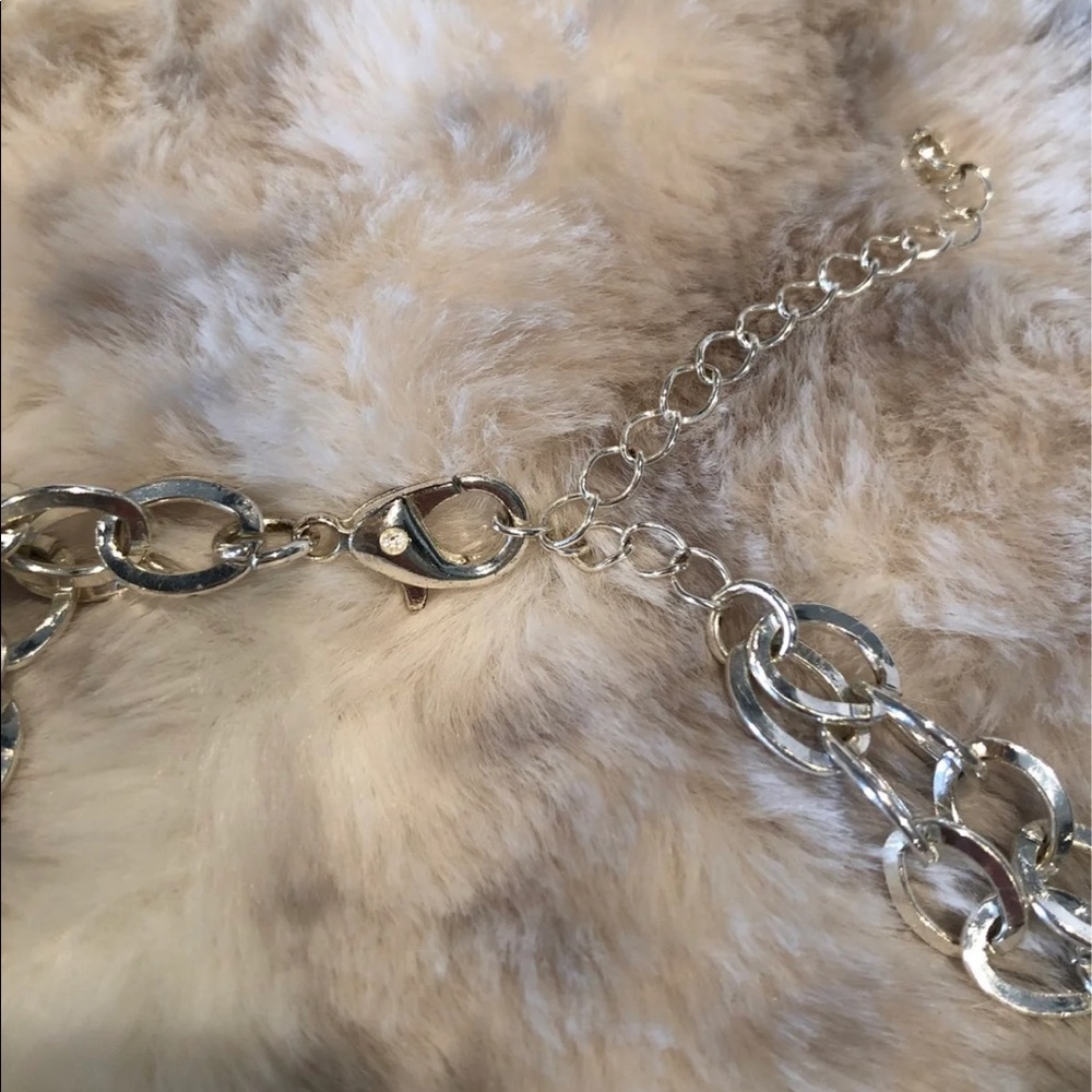 Necklace - Picture 4 of 6